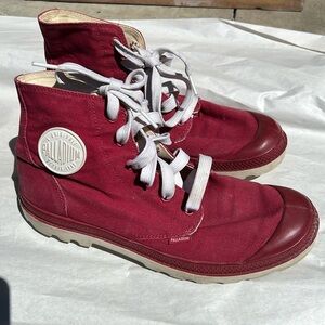 Palladium Red Lace up canvas Boots chunky sole High tops Men's 11 Women’s 9.5
